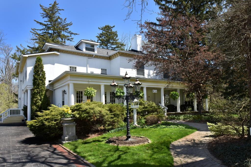 Brockamour Manor Bed And Breakfast Niagara-on-the-Lake Exterior foto